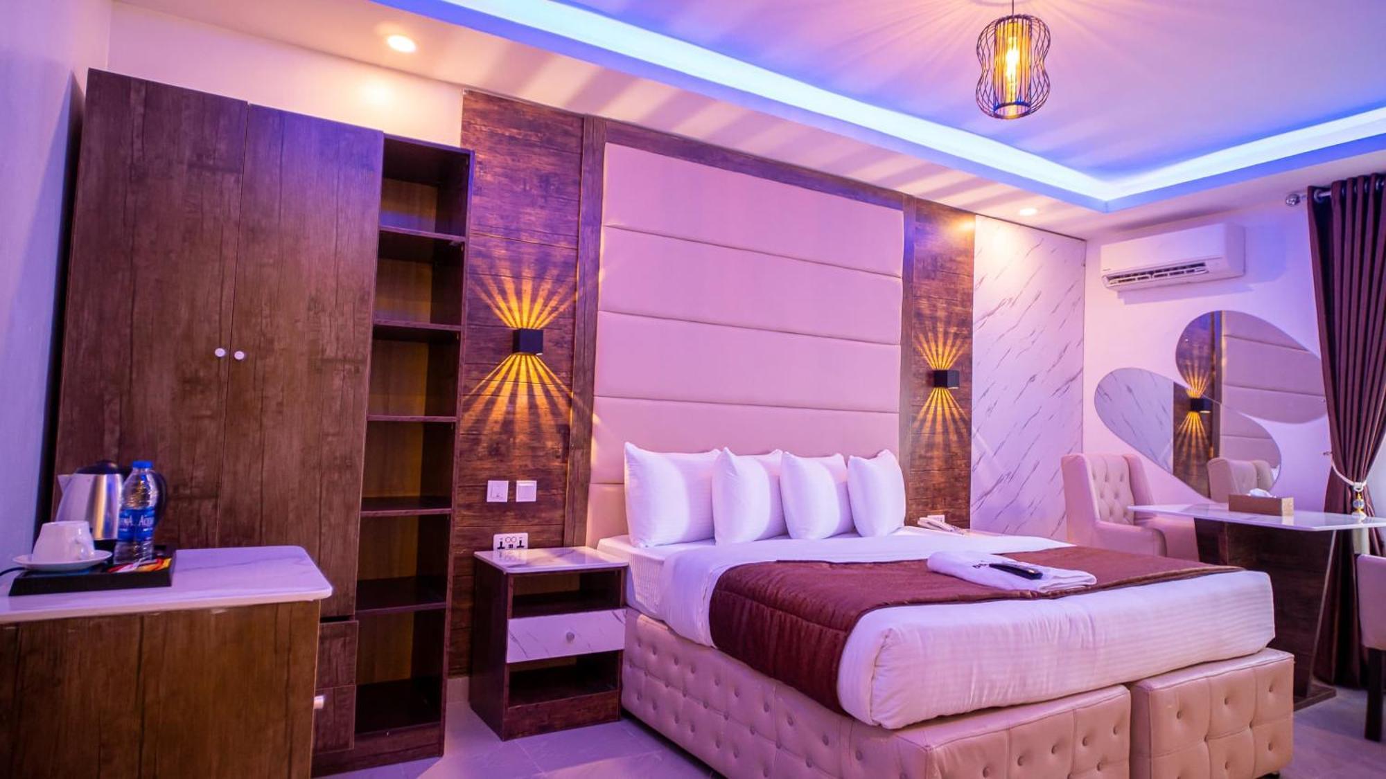 Presken Hotels Ikoyi Lagos Exterior foto